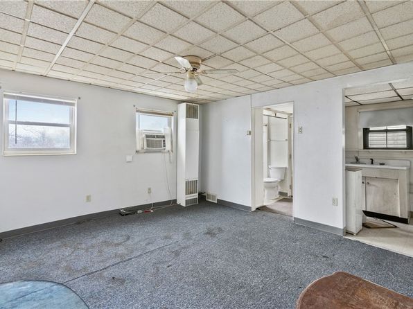 pittsburgh-pennsylvania-11556185 picture