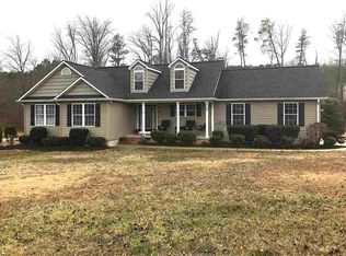 425 W Finger St, Landrum, SC 29356