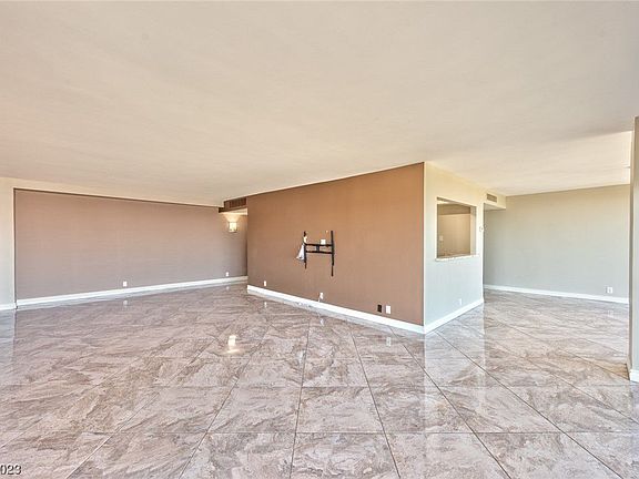 3rd image of 3111 Bel Air Dr Unit 12D