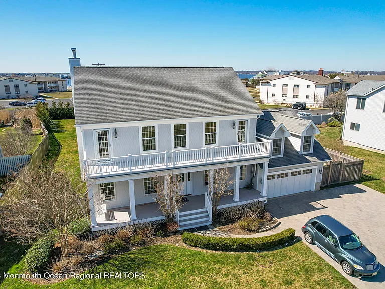 74 Seaview Ave — Photo 51