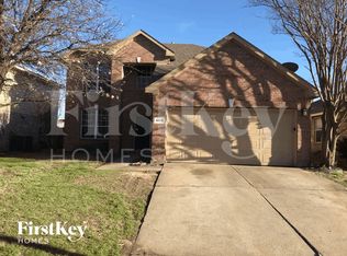 4817 Palm Ridge Dr, Fort Worth, TX 76133