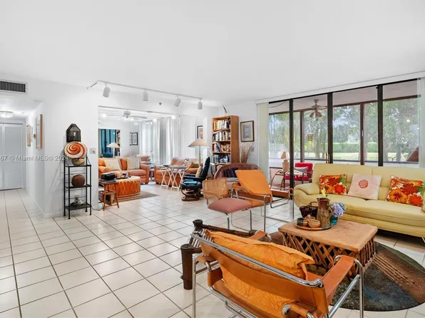 7186 Promenade Dr APT 101, Boca Raton, FL 33433