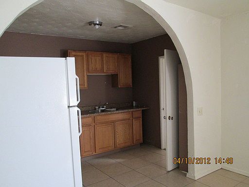 1st image of 239 W Missouri St