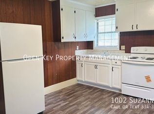 1002 Suzanna St, Dothan, AL 36301