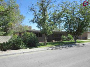 130 Roberts Dr, Las Cruces, NM 88005