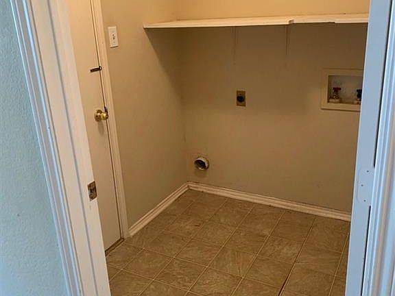 3rd image of 1207 Stone Creek Dr