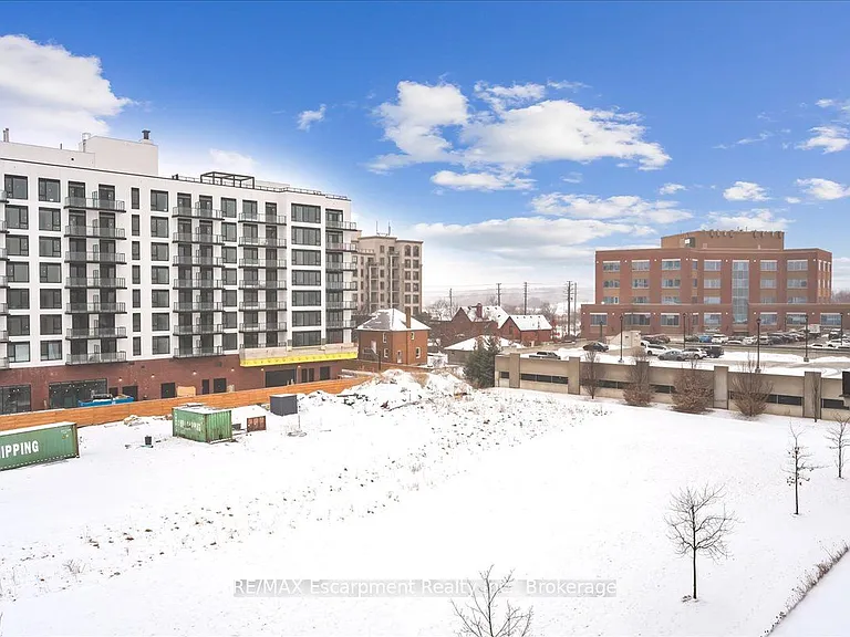2441 Greenwich Dr #64 — Photo 47