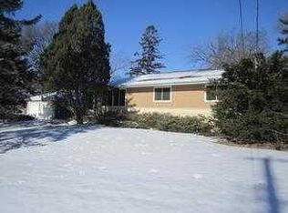 2300 Maple Ave S, Bloomington, MN 55431