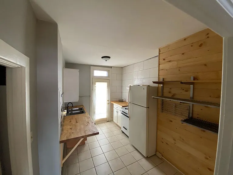 707 N 2nd St #5 — Photo 5