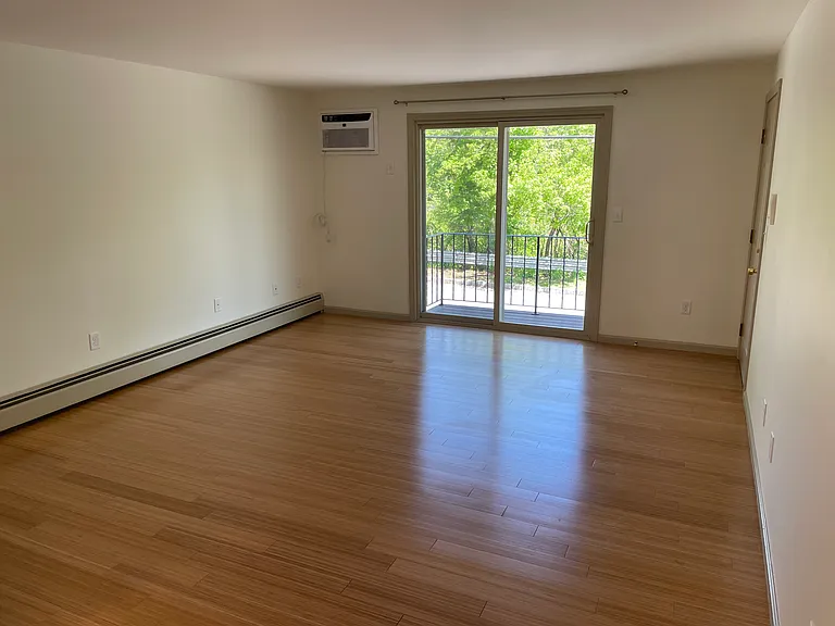 265 Stackpole St #1 — Photo 6