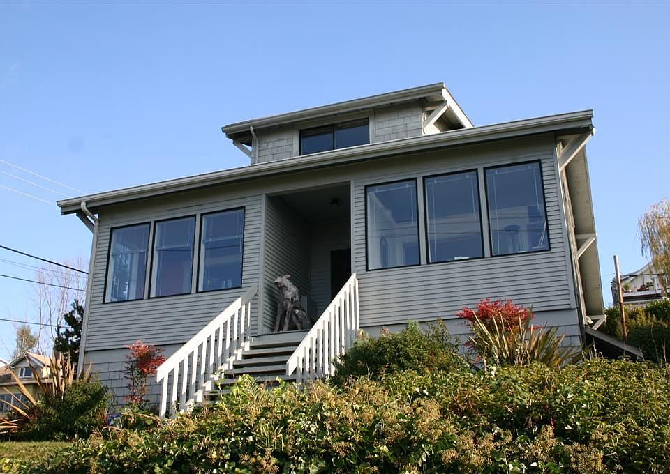2nd image of 4432 3rd Ave NW