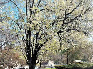 109 Assembly Ct, Cary, NC 27511