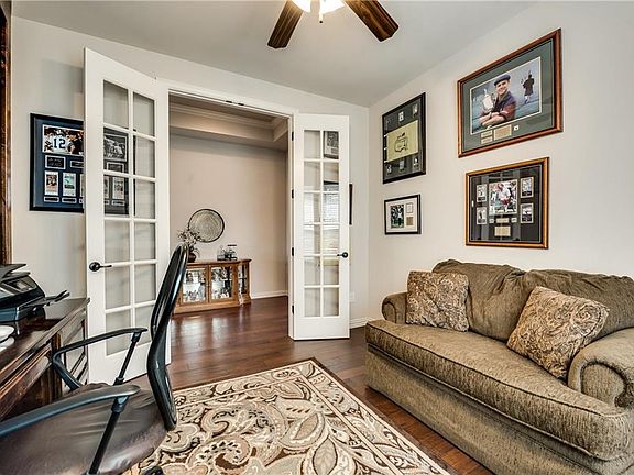 5th image of 740 Elysee Ln