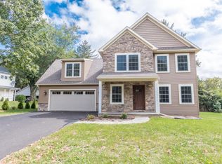 917 Shreiner Ave, Lancaster, PA 17603