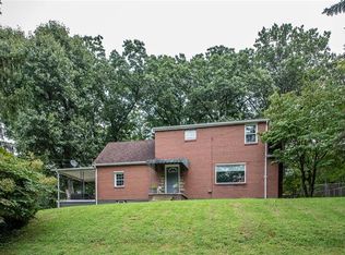 1303 Buckeye St, Connellsville, PA 15425