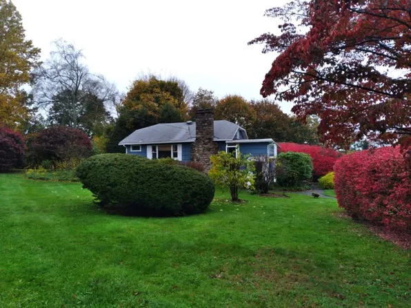 44 Sunset Pl, North Salem, NY 10560