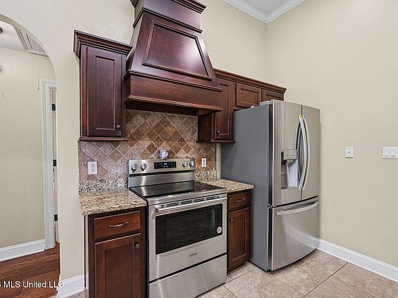 4th image of 3471 Enclave Dr