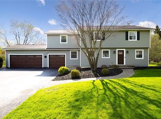 47 Kirklees Rd, Pittsford, NY 14534