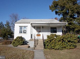 4 Remington Ave, Mount Ephraim, NJ 08059