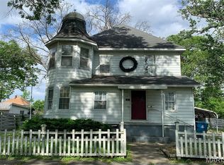 126 Clinmar Pl, Centralia, IL 62801