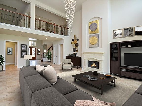 3rd image of 7614 N Herndon Pl