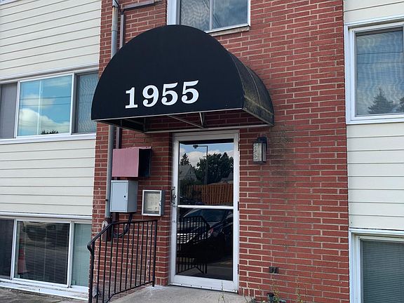 2nd image of 1955 Marshall Ave #9