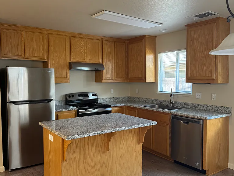 5304 Prospectors Pkwy — Photo 4
