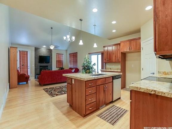 4th image of 4429 N Foxtrail Dr