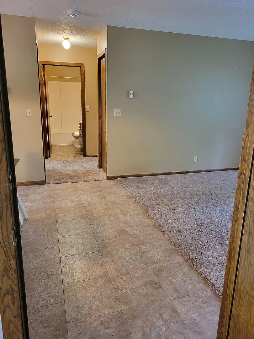 1437 Emory Circle — Photo 2
