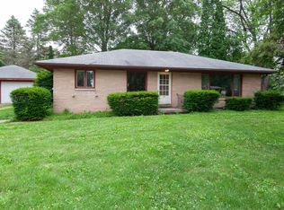 717 Lisbon Rd, Oconomowoc, WI 53066