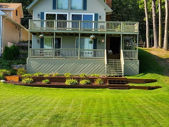 12215 Verlin Dr NE, Gowen, MI 49326