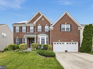 52 Meadow Run Rd, Bordentown, NJ 08505