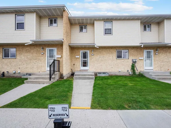 285 Harrison Dr NW, Edmonton, AB T5A 2X5