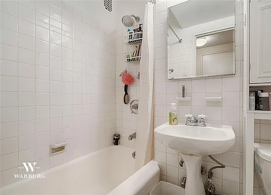 Rented by Warburg | media 19