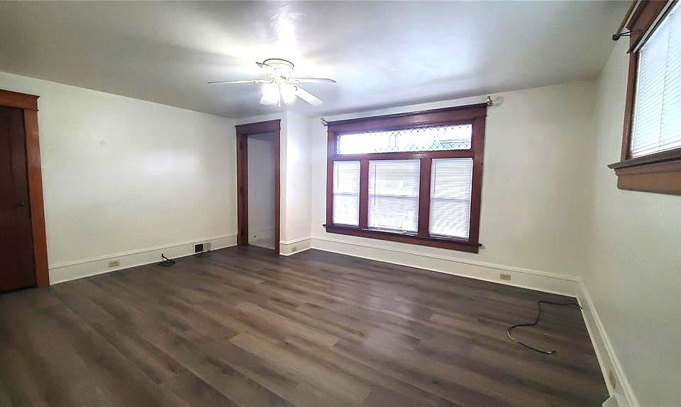 1st image of 719 W 21st St #1