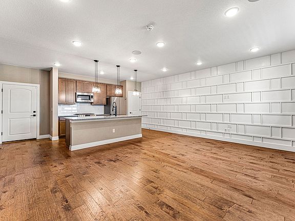 4th image of 16571 E 119th Way Unit D