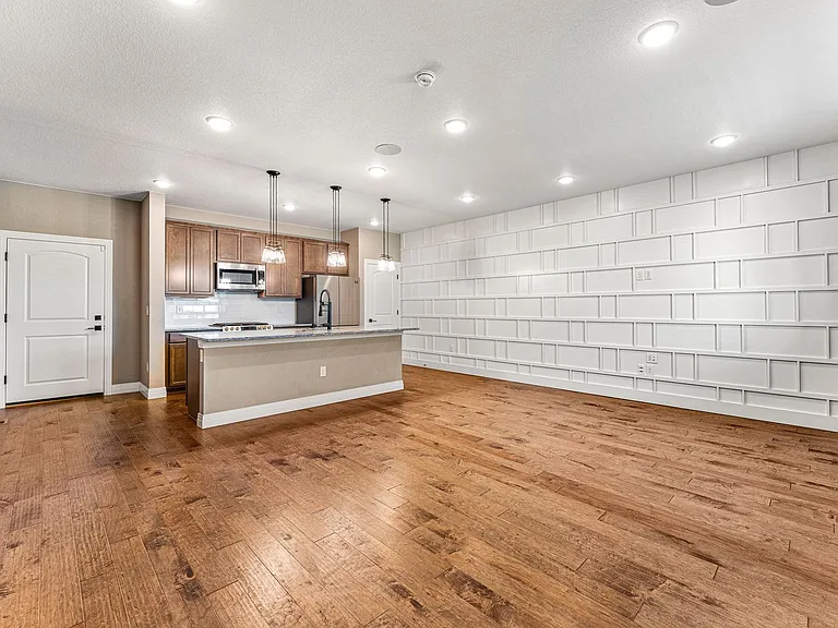 16571 E 119th Way #D — Photo 4