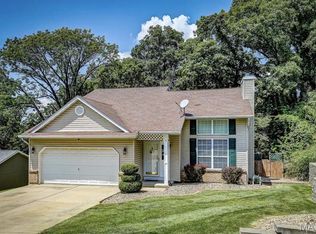 2213 Stone Gate Dr, Dupo, IL 62239