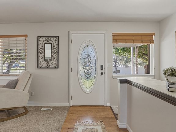 4th image of 2025 E Dimple Dell Rd