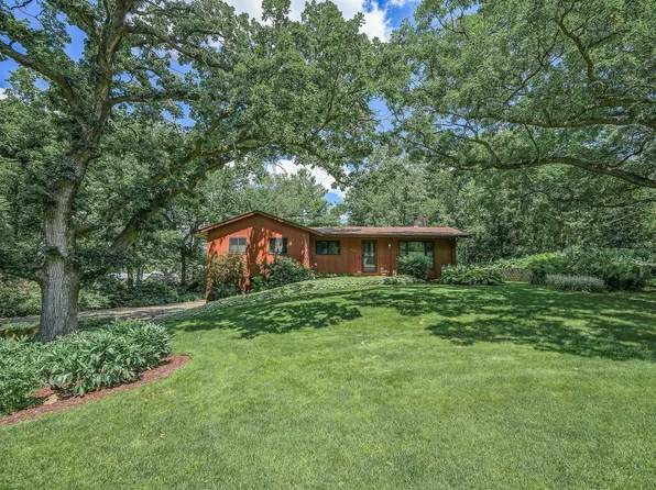 4540 Lenore Ln, Eagan, MN 55122