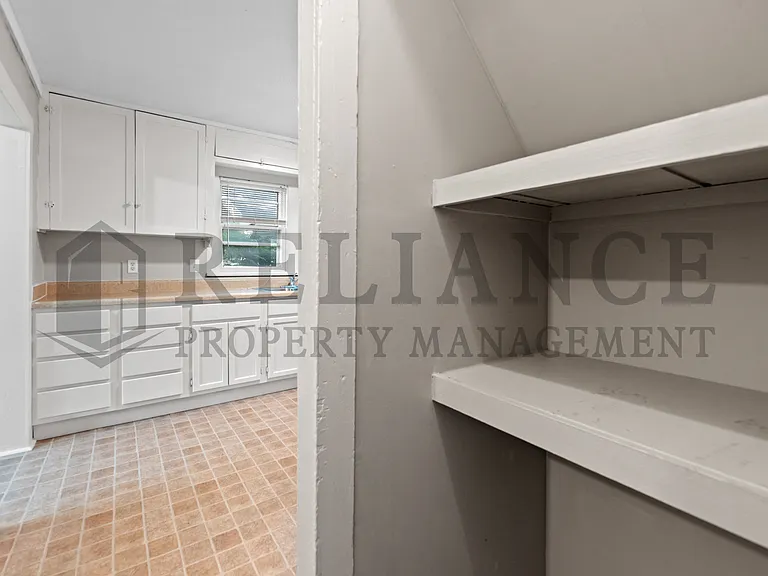 232 S Sedgwick St — Photo 14