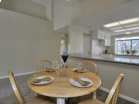 5th image of 6478 Buena Vista Dr #B