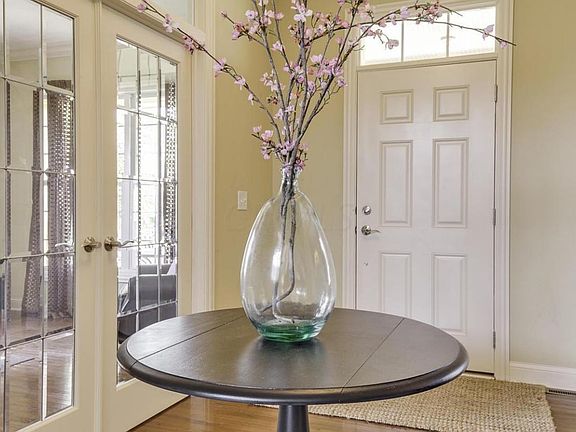 5th image of 7411 Trevenia Dr