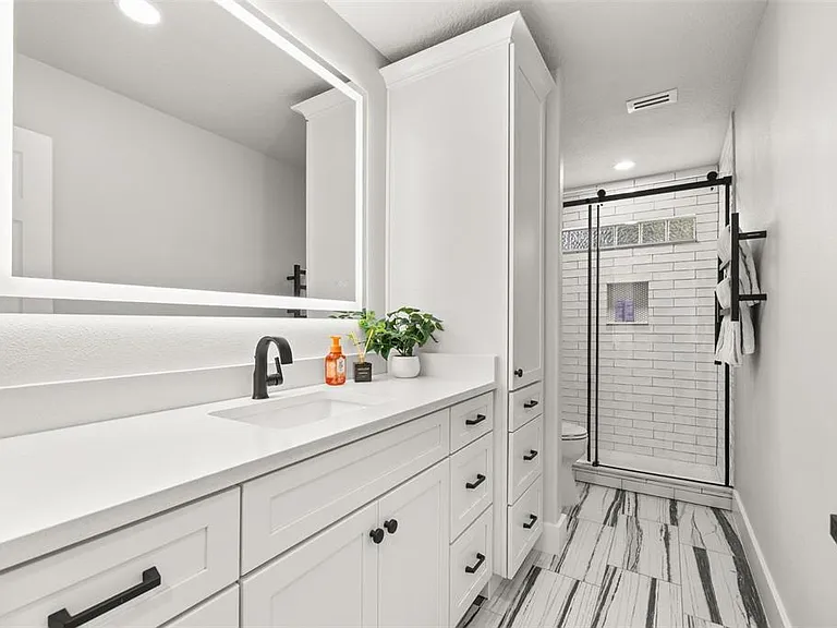 663 Charrice Pl — Photo 45