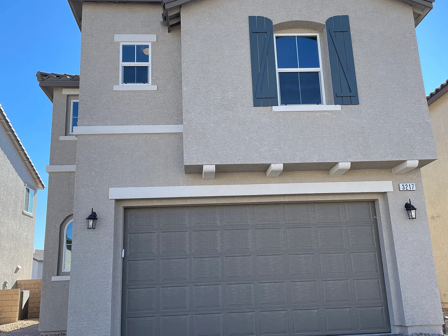 4 bed, 2.5 bath, 1925 sqft, $2,750 — Photo 1