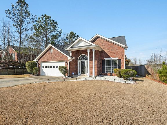 3rd image of 1207 Creek Bend Drive