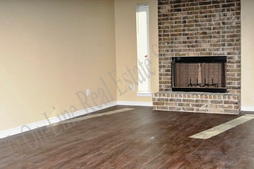 2 bed, 1.5 bath, 1130 sqft, $1,160 — Photo 3