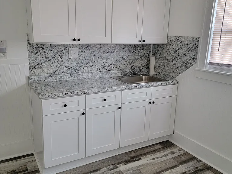 43 W Charlotte St #3 — Photo 3