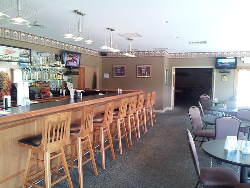 2nd image of 5776 Country Club Rd