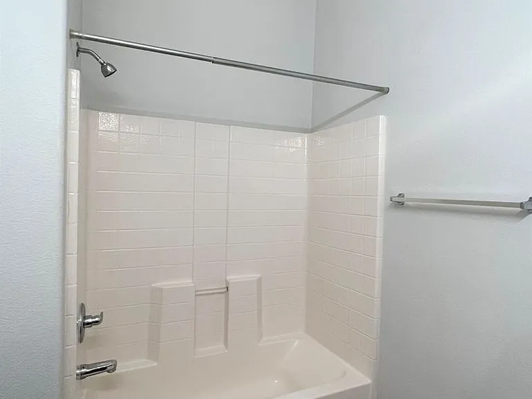 2150 W Alameda Rd #1045 — Photo 35